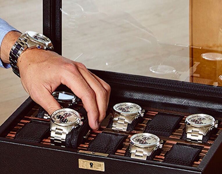 Storing watches online