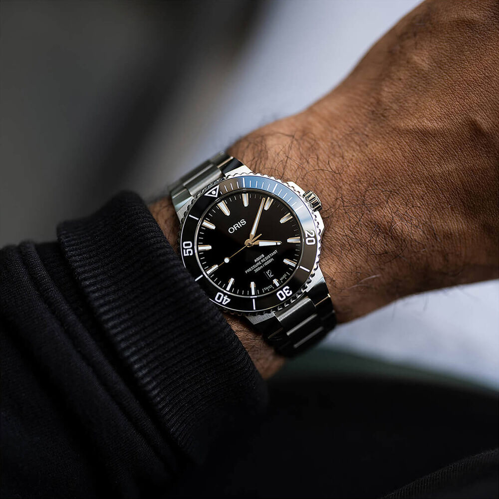 Oris Aquis Date 41.5mm Black Dial Stainless Steel Bracelet Watch image number 4