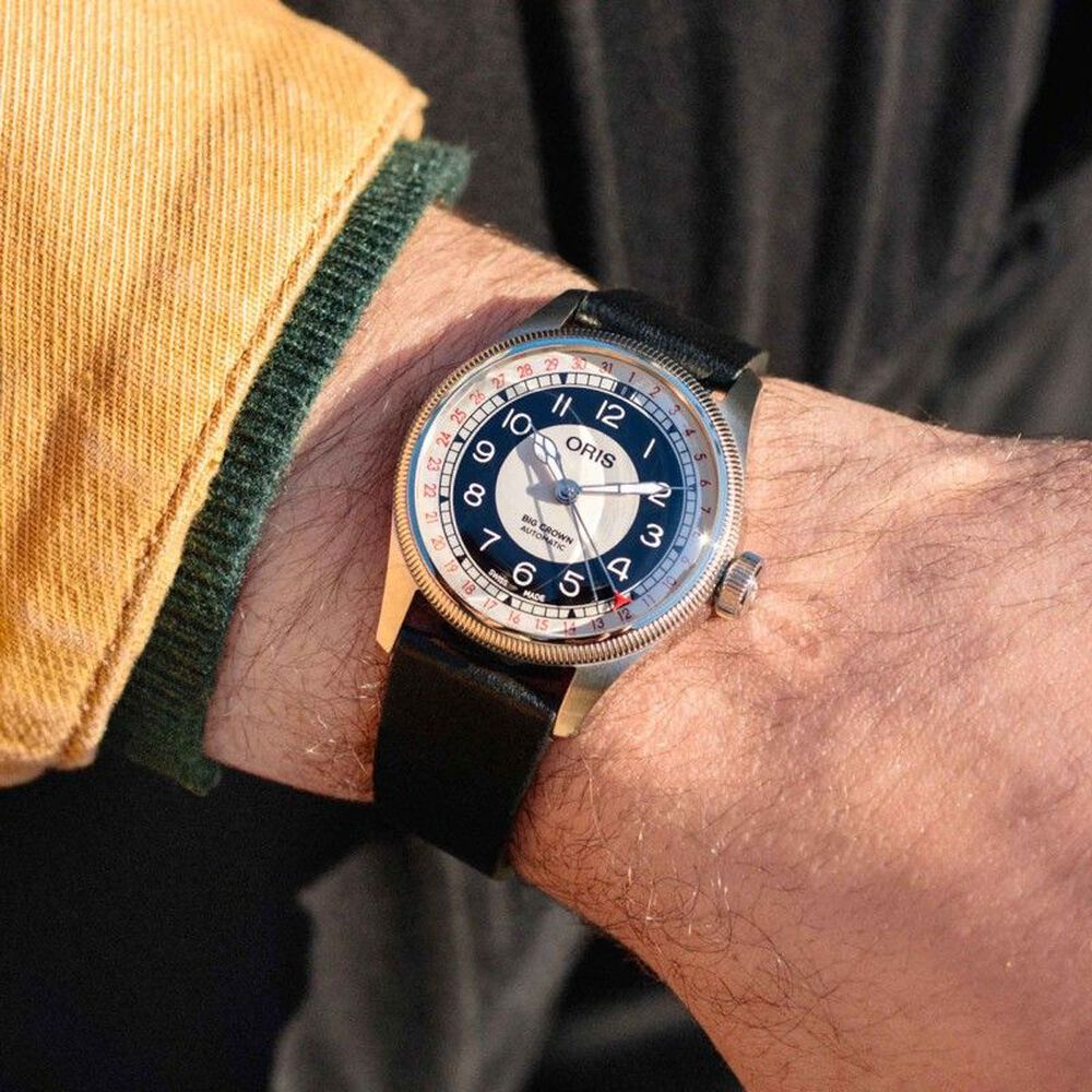 Oris Big Crown Bullseye 38mm Dial Black Leather Strap Watch image number 3