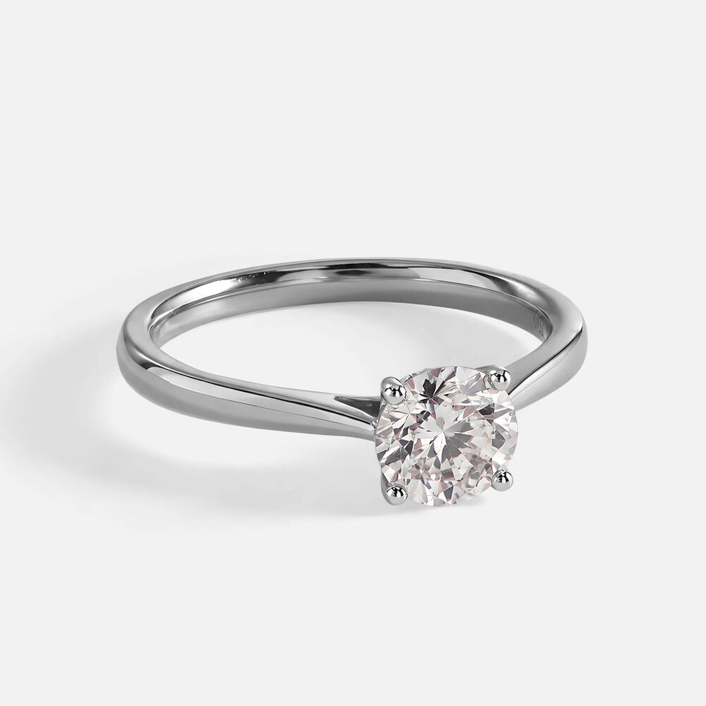 Classic Platinum 1.00ct Round Brilliant Diamond Four Claw Solitaire Ring
