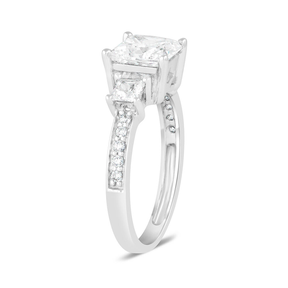 9ct White Gold Dress Ring image number 4