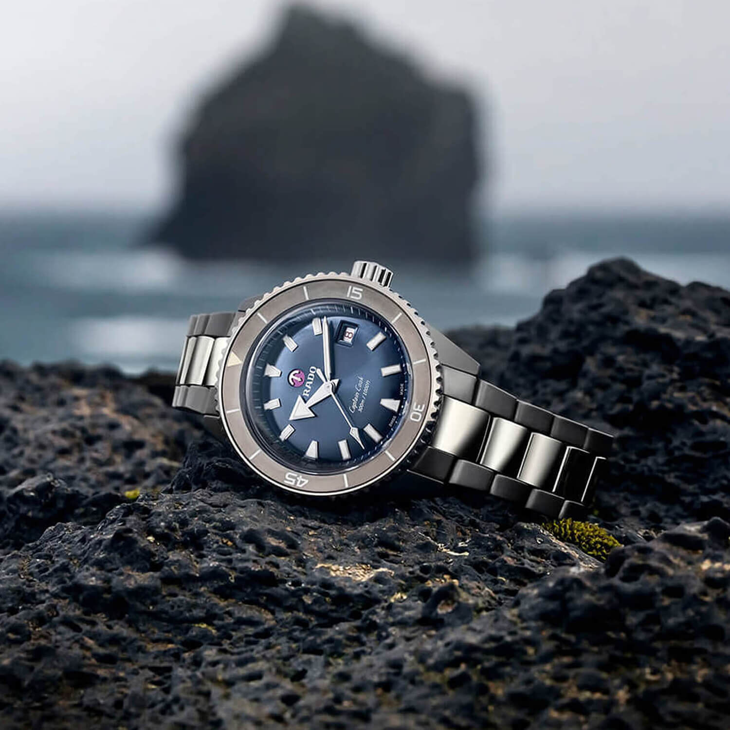 Rado Captain Cook High Tech Ceramic Diver 43mm Automatic Blue Dial Ceramic Case Bracelet Watch
