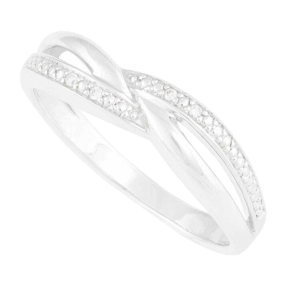Ladies' 9ct White Gold and Diamond Dress Ring