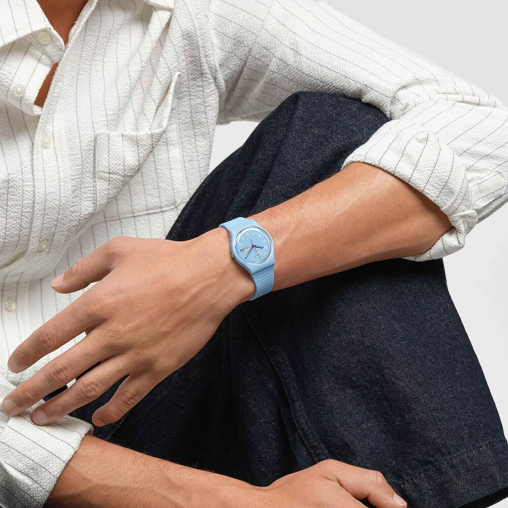 Swatch Trendy Lines in The Sky 34mm Light Blue Dial Strap Watch image number 4