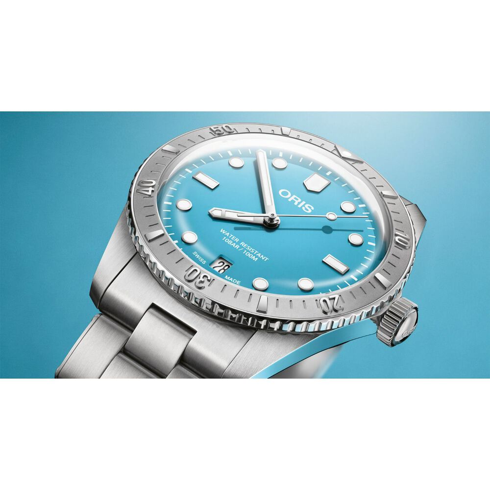Oris Divers Sixty-Five ‘Cotton Candy’ 38mm Blue Dial Steel Bracelet Watch