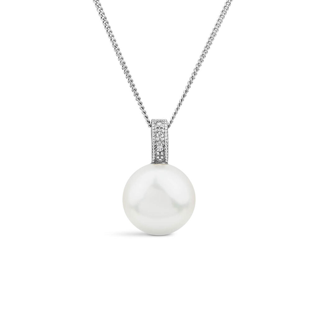 9ct White Gold Freshwater Pearl & 0.01ct Diamond Set Loop Pendant image number 0