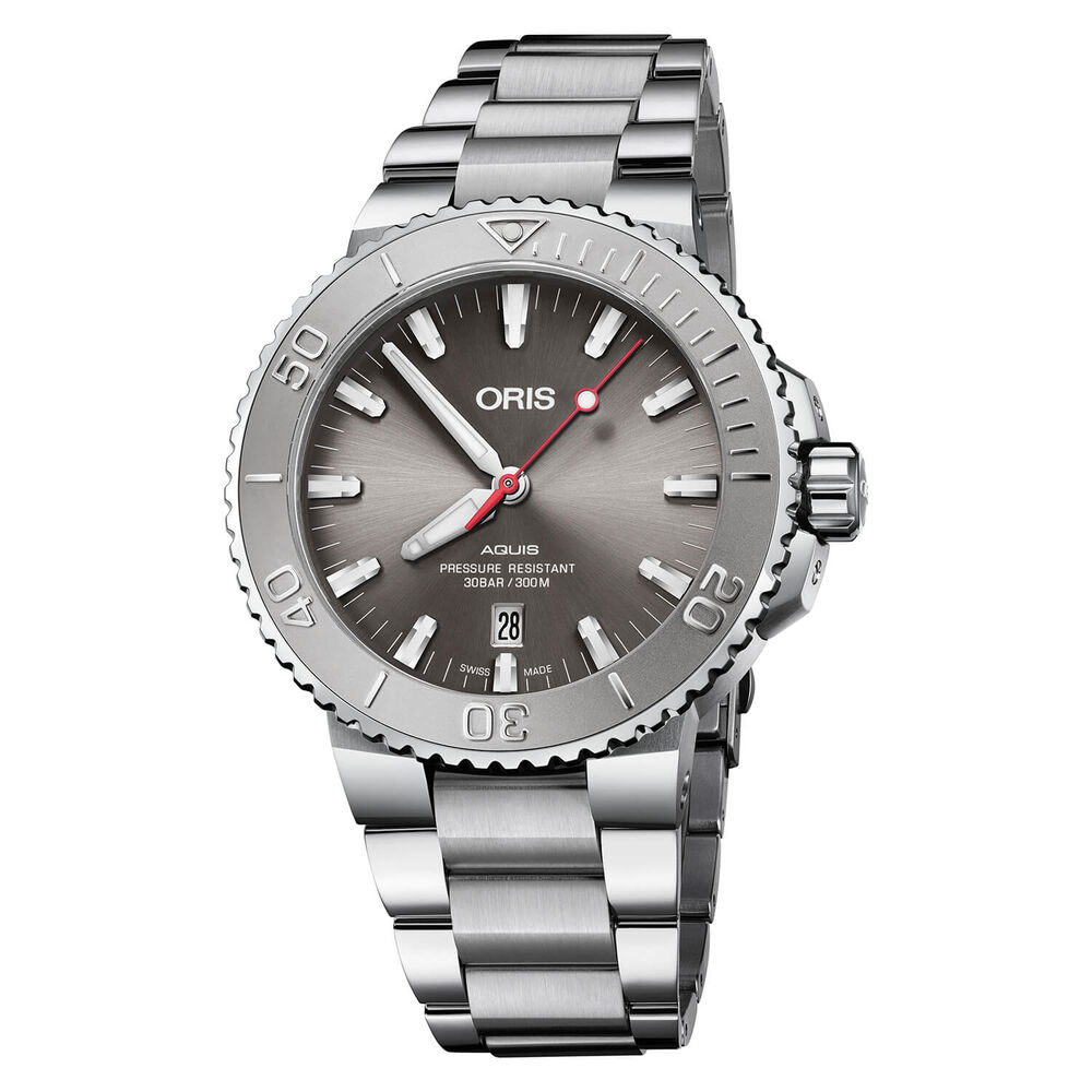 Oris Aquis Date Relief 43.5mm Silver Dial Steel Case Bracelet Watch