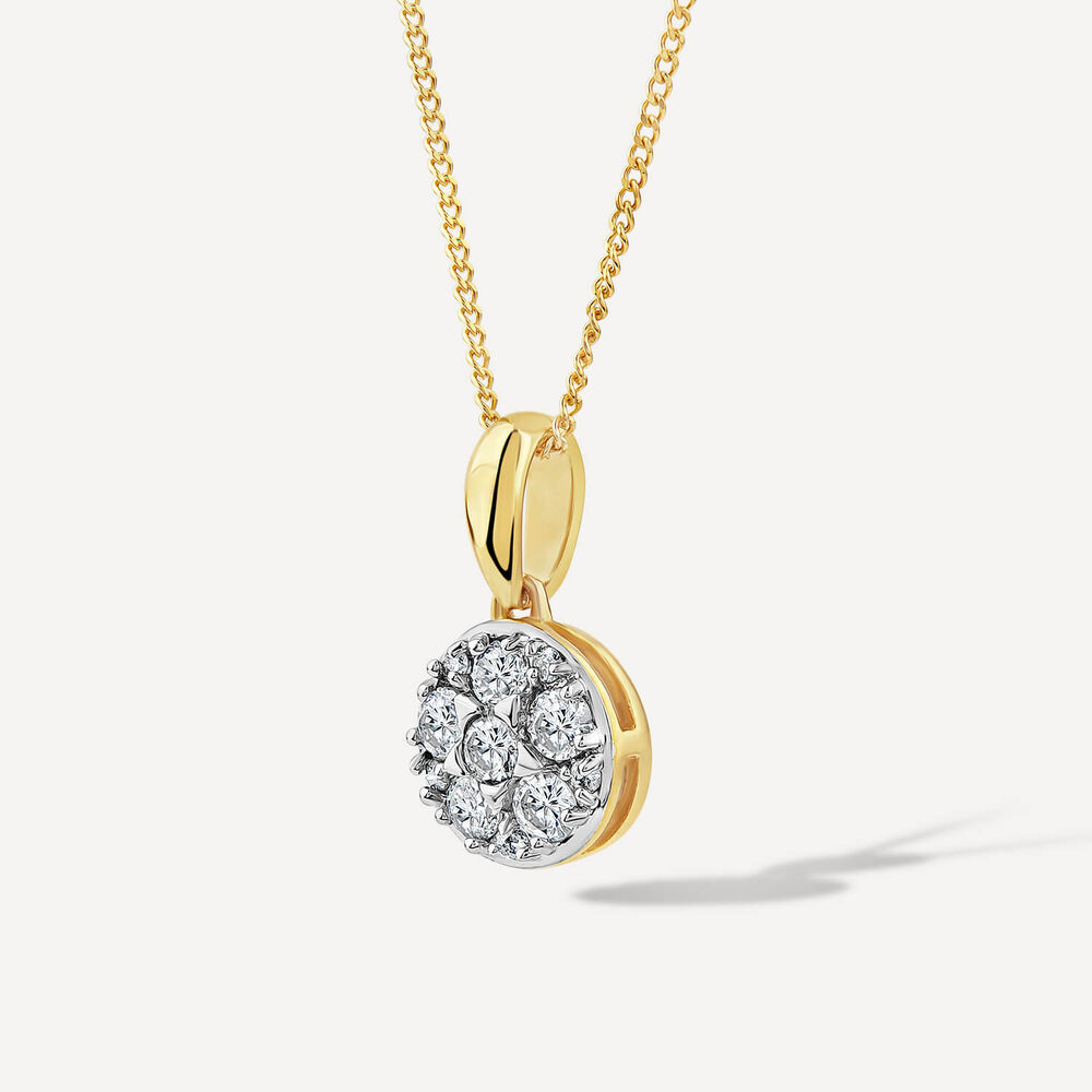 9ct Yellow Gold Round 0.25ct Diamond Cluster Pendant image number 1