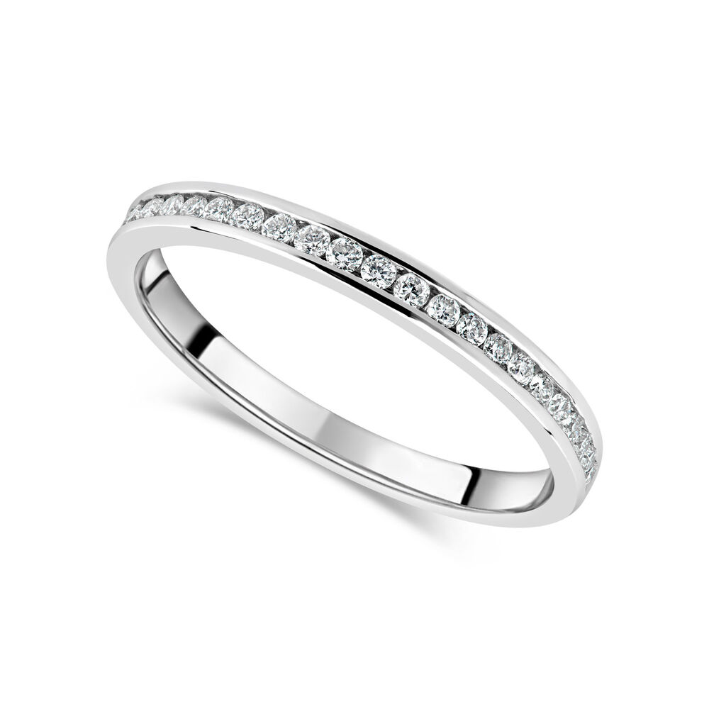 18ct White Gold 0.25ct Diamond 2mm Wedding Ring image number 0