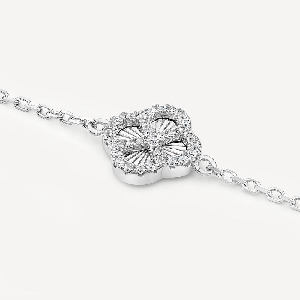 Sterling Silver Iridescent Centre Cubic Zirconia Clover Petal Bracelet image number 2