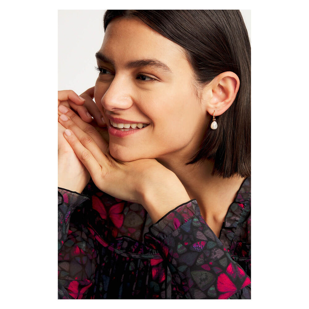 Ted Baker PERIAA Pearly Chain Gold Tone Huggie Earrings image number 2