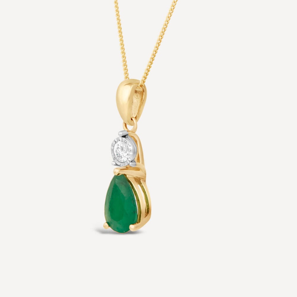 9ct Yellow Gold Pear Shaped Emerald & Diamond Top Pendant image number 1