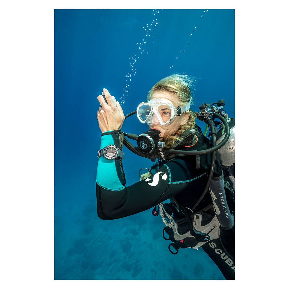 Certina DS Super PH500M 43mm Black Dial Black Bezel Steel Case NATO Strap Watch image number 7