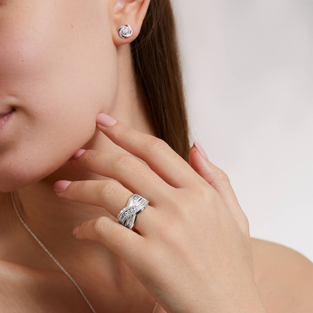Platinum 1.00ct Round & Baguette Diamond Crossover Band Ring image number 6