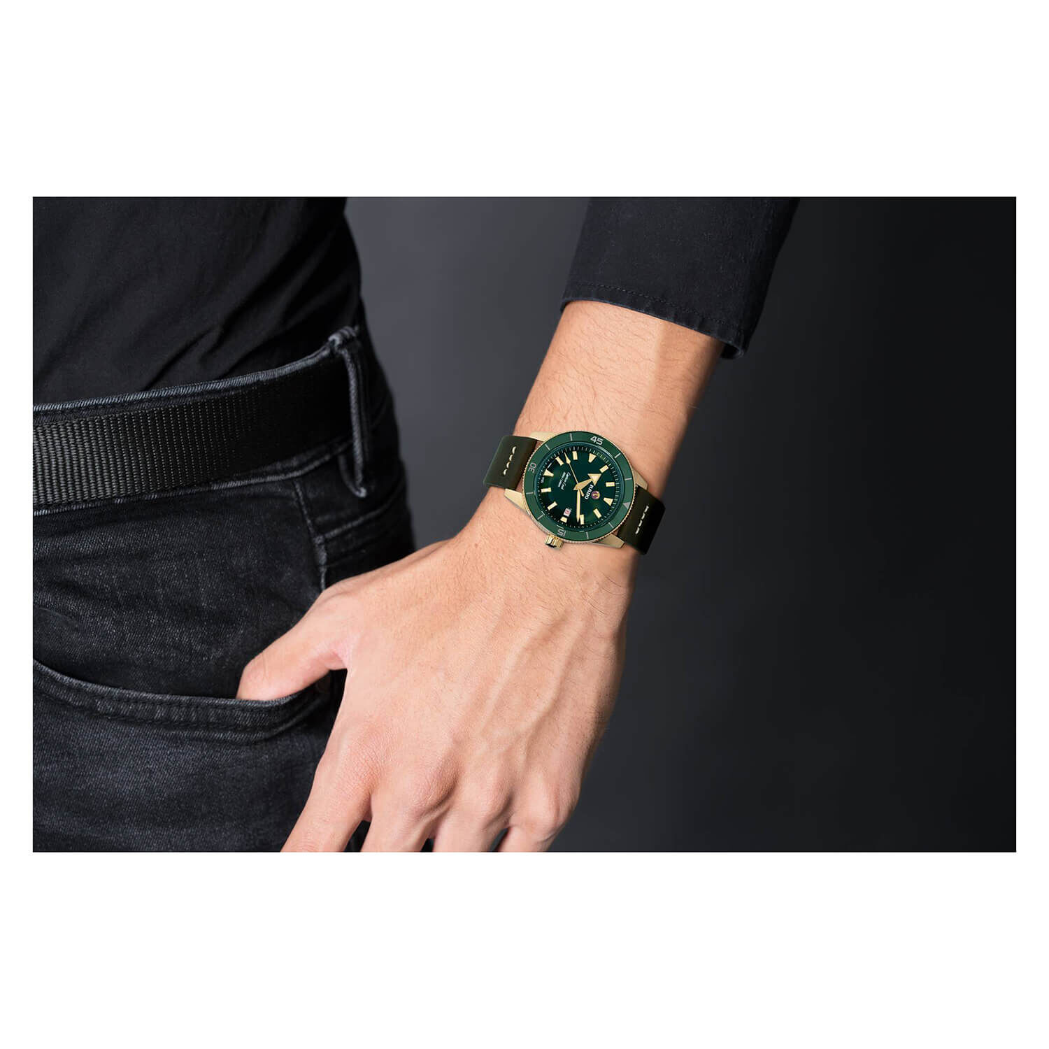 Rado captain cook leather strap sales