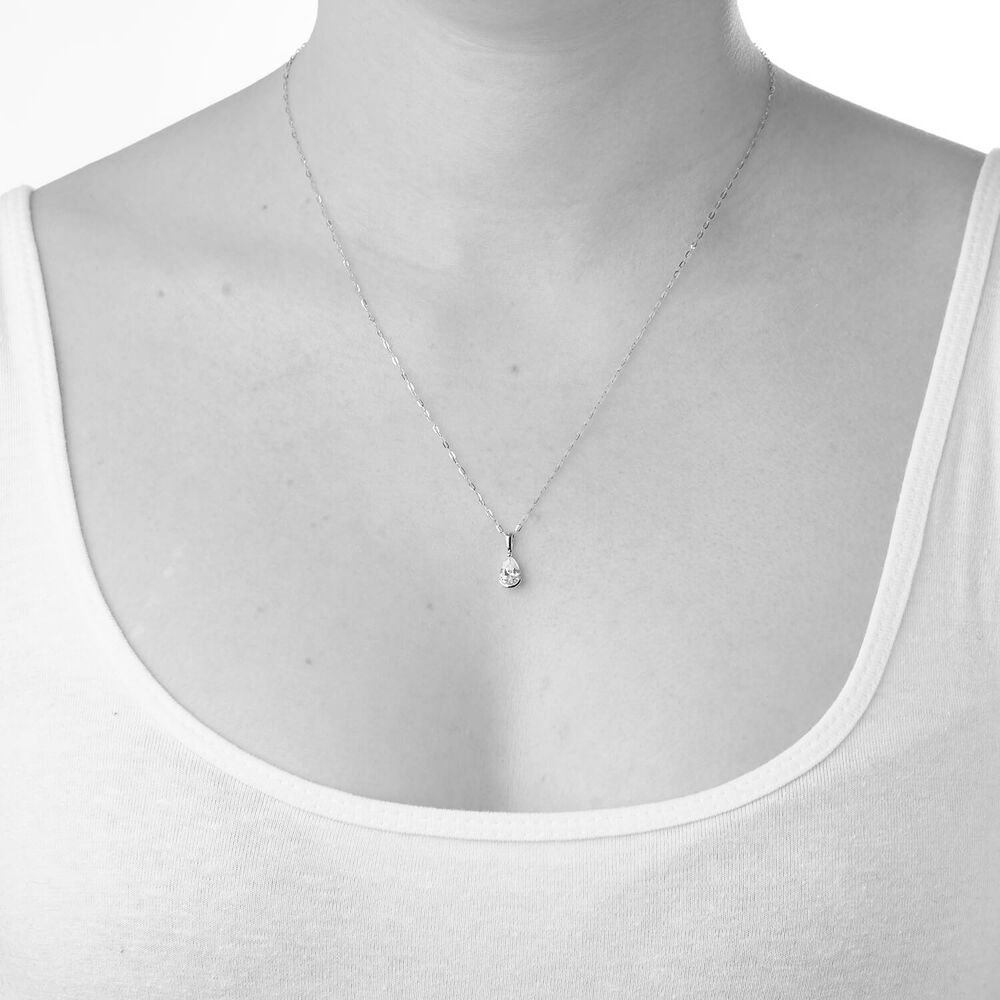 9ct White Gold Cubic Zirconia Pendant (Chain Included) image number 4