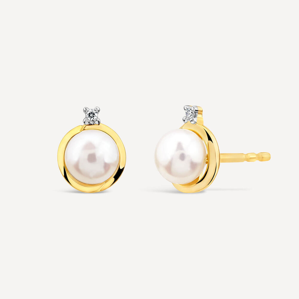 9ct Yellow Gold Diamond Top Freshwater Pearl Gold Rim Stud Earrings image number 1