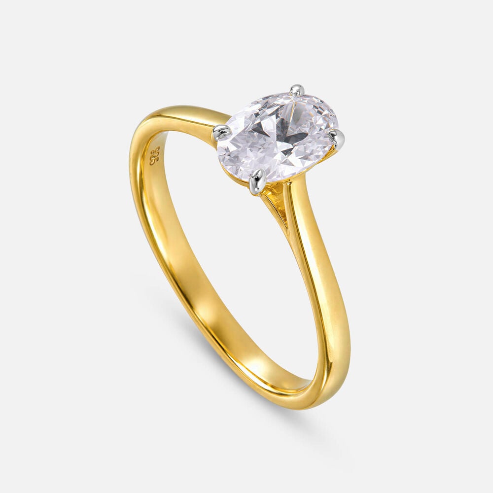 Classic 18ct Yellow Gold 0.70ct Oval Diamond Solitaire Ring