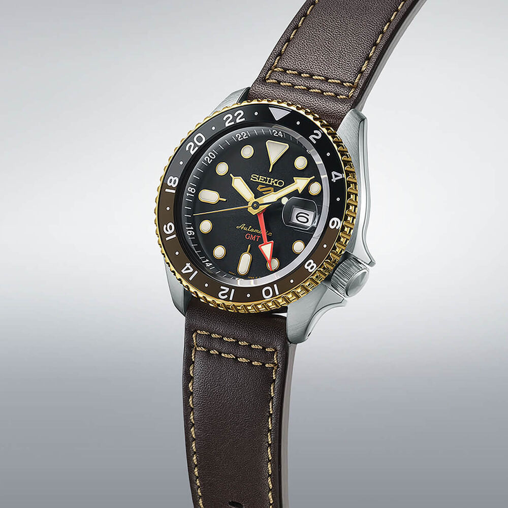 Seiko 5 Sports SKX GMT Mocha 42.5mm Black Dial Brown Leather Strap Watch image number 2