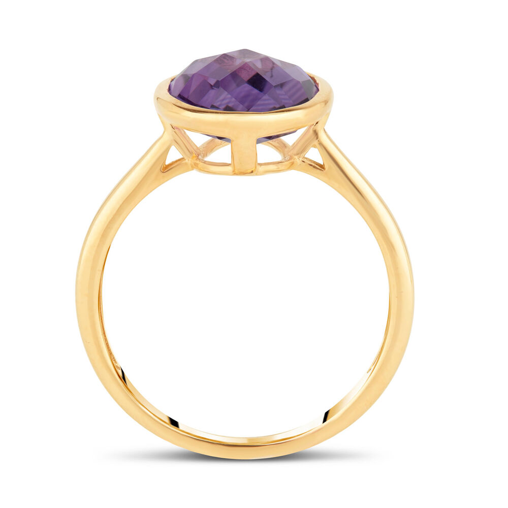 Ladies' 9ct Yellow Gold Oval Amethyst Ring image number 2