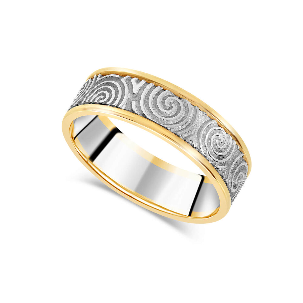 Sterling Silver Newgrange Spiral 10ct Rims Gents Claddagh Ring image number 0