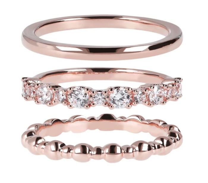 Stacking deals rings set