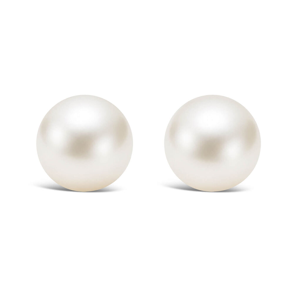 9ct Gold Freshwater Pearl Stud Earrings