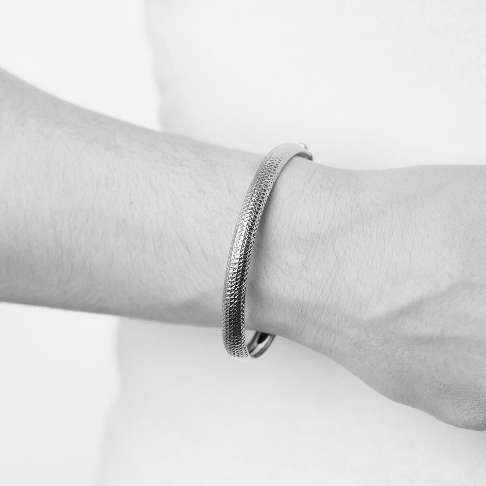9ct Yellow Gold Diamond Cut Textured Cuff Bangle image number 3