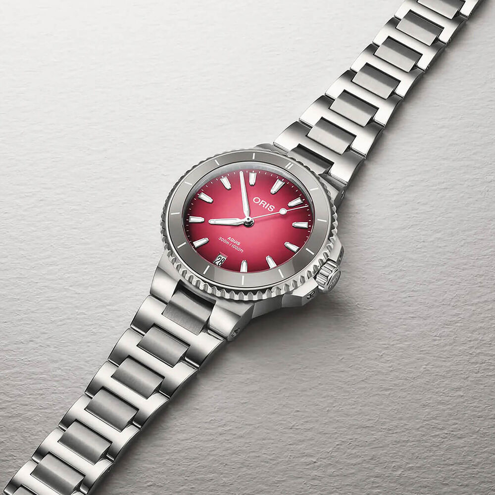 Oris Aquis Date Taste of Summer 36.5mm Red Dial Steel Bracelet Watch image number 2