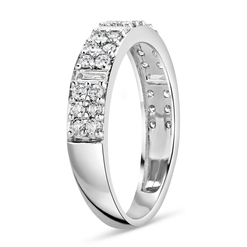 18ct White Gold 0.50ct Diamond Baguette Ring image number 3