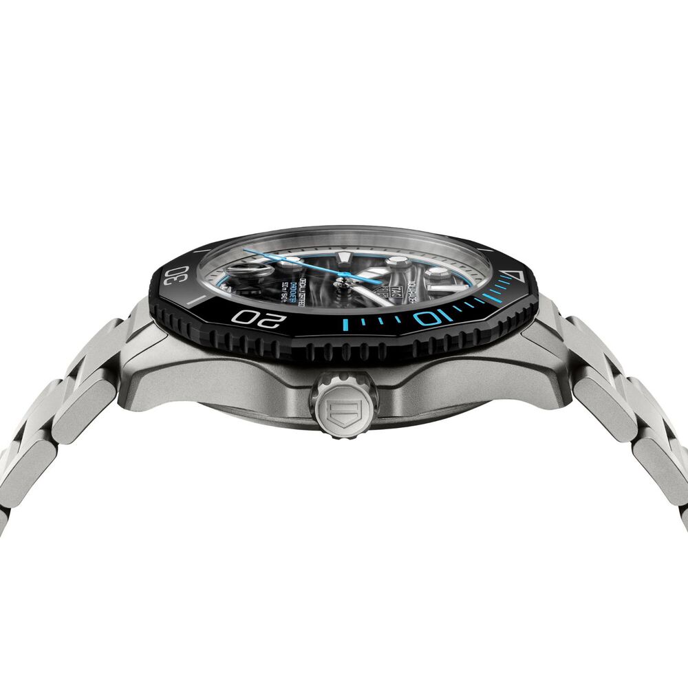 TAG Heuer Aquaracer Professional 500 Date 42mm Blue Details Titanium Bracelet Watch