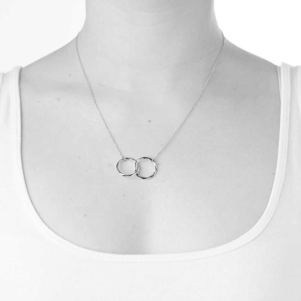 9ct Two-Tone Diamond Cut Double Circle Necklet image number 4