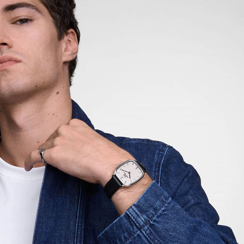 Daniel Wellington Marlon Sheffield Linen Silver 32x36.3mm Dial Leather Strap Watch image number 4