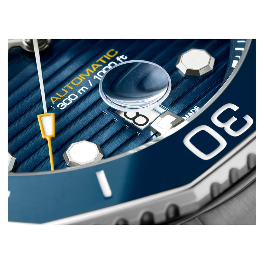 TAG Heuer Aquaracer Diver 43mm Blue Dial Black Bezel Steel Case Bracelet Watch image number 3
