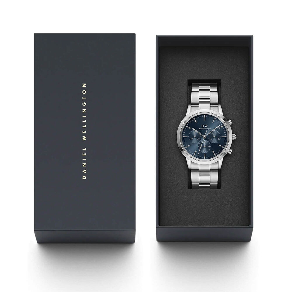 Daniel Wellington Iconic Chronograph 42mm Arctic Blue Sunray Dial Steel Case Watch image number 4