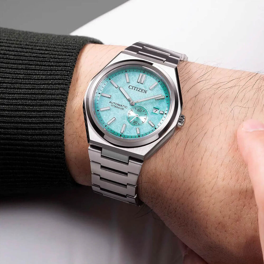Citizen Zenshin Automatic 41mm Textured Blue Dial Super Titanium™ Bracelet Watch image number 4