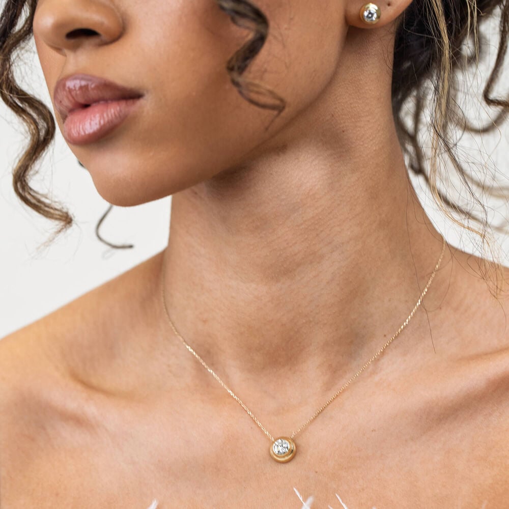 Born Orbit 9ct Yellow Gold Lab Grown 1.00ct Round Diamond Pendant image number 4