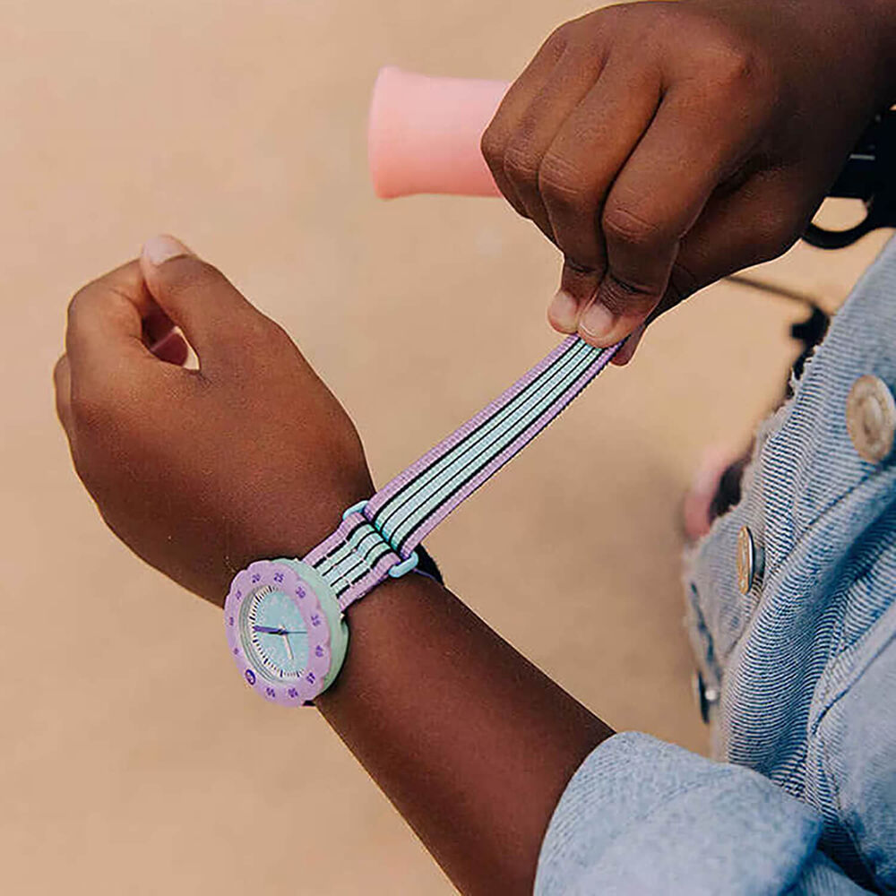 FLIK FLAK Loop In Pastel 34.75mm Quartz Kids Watch image number 2