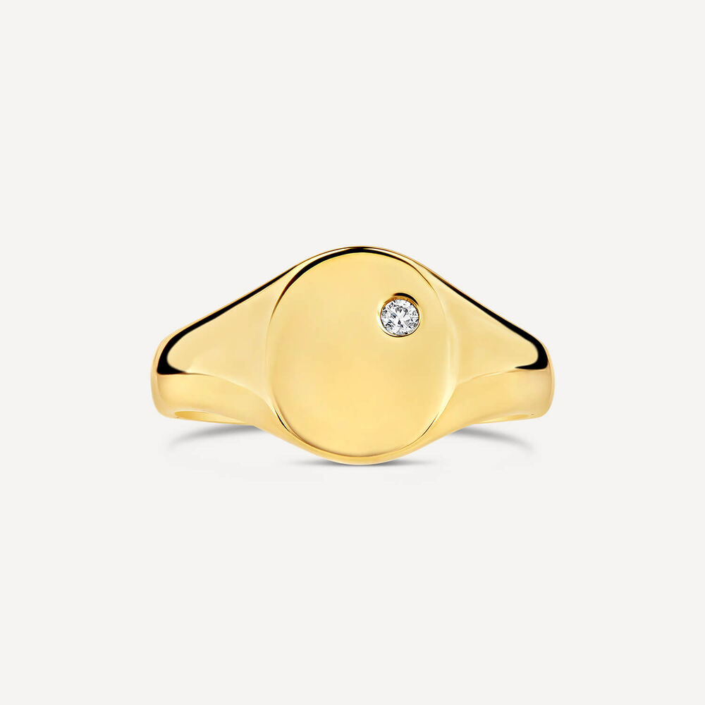 9ct Yellow Gold Oval Signet Diamond Set Ring image number 1