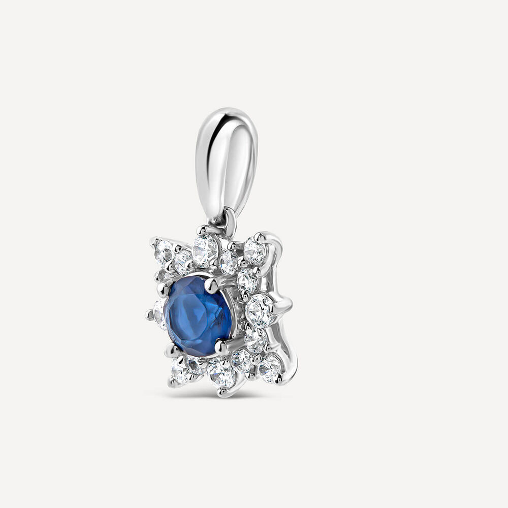 9ct White Gold Sapphire Centre 0.25ct Diamond Cluster Pendant