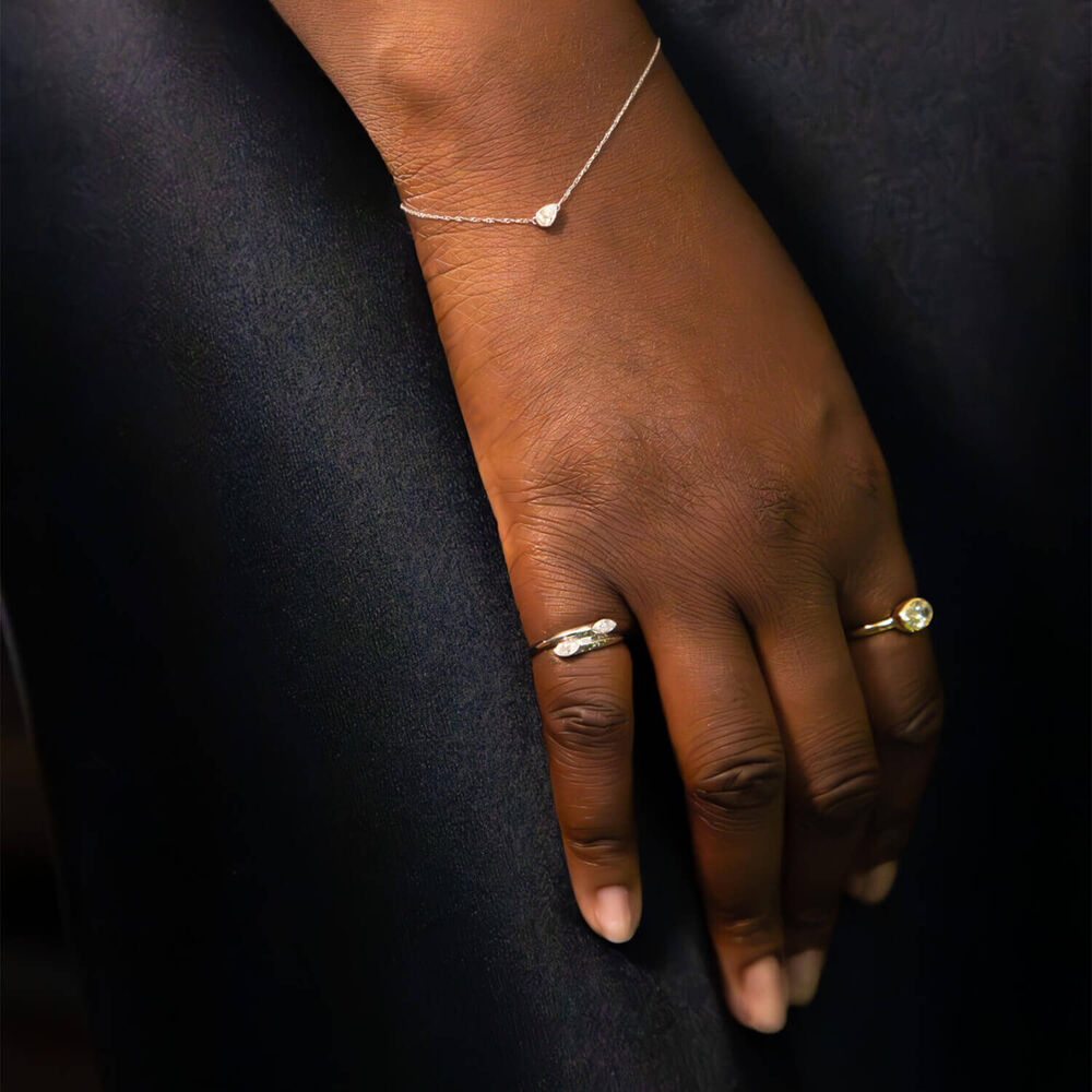 Born Kissed with Diamonds 9ct White Gold Lab Grown 0.20ct Pear Diamond Chain Bracelet image number 4