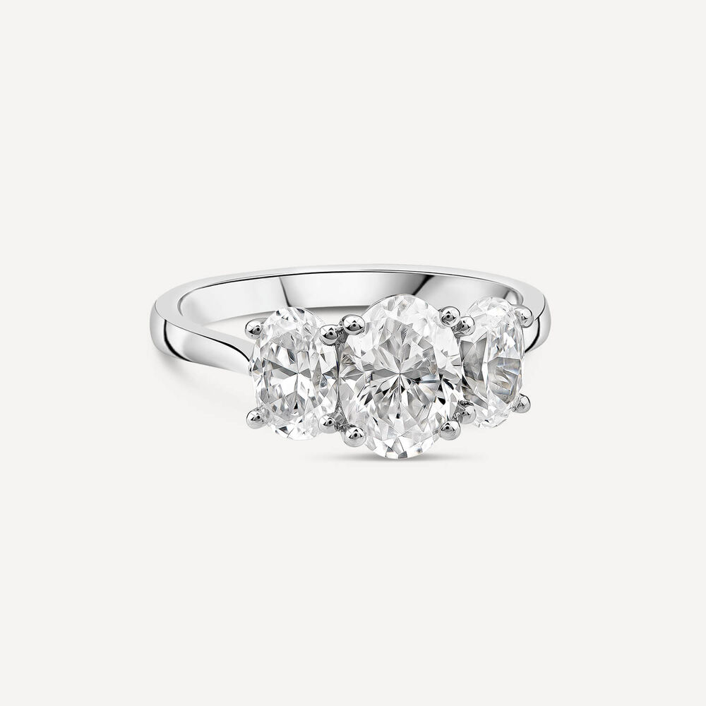 Born Platinum 2ct 3 Oval Stone Diamond Ring image number 2