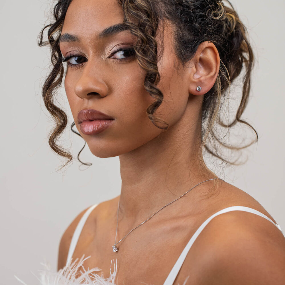 Born 9ct White Gold Lab Grown 1ct Diamond Brilliant Stud Earrings image number 2