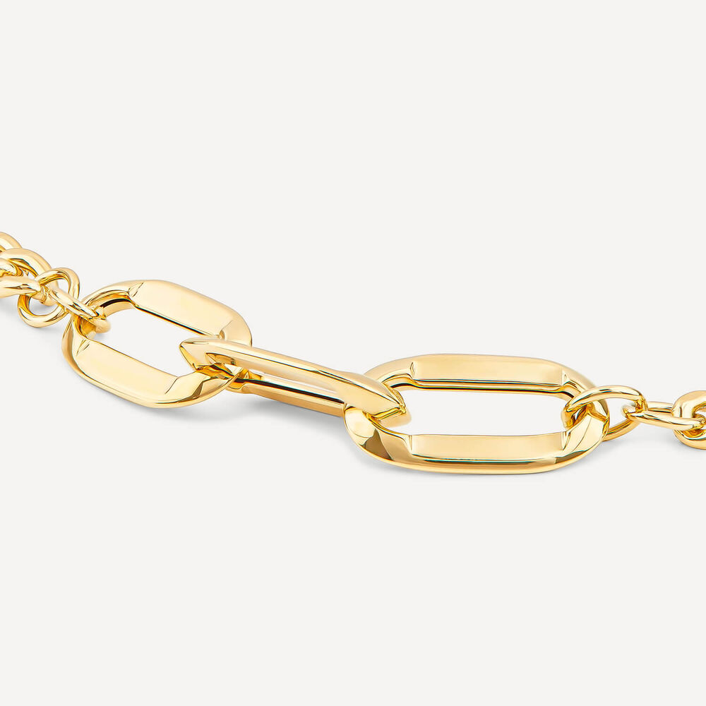 9ct Yellow Gold Oval Centre Links Chain Bracelet image number 2