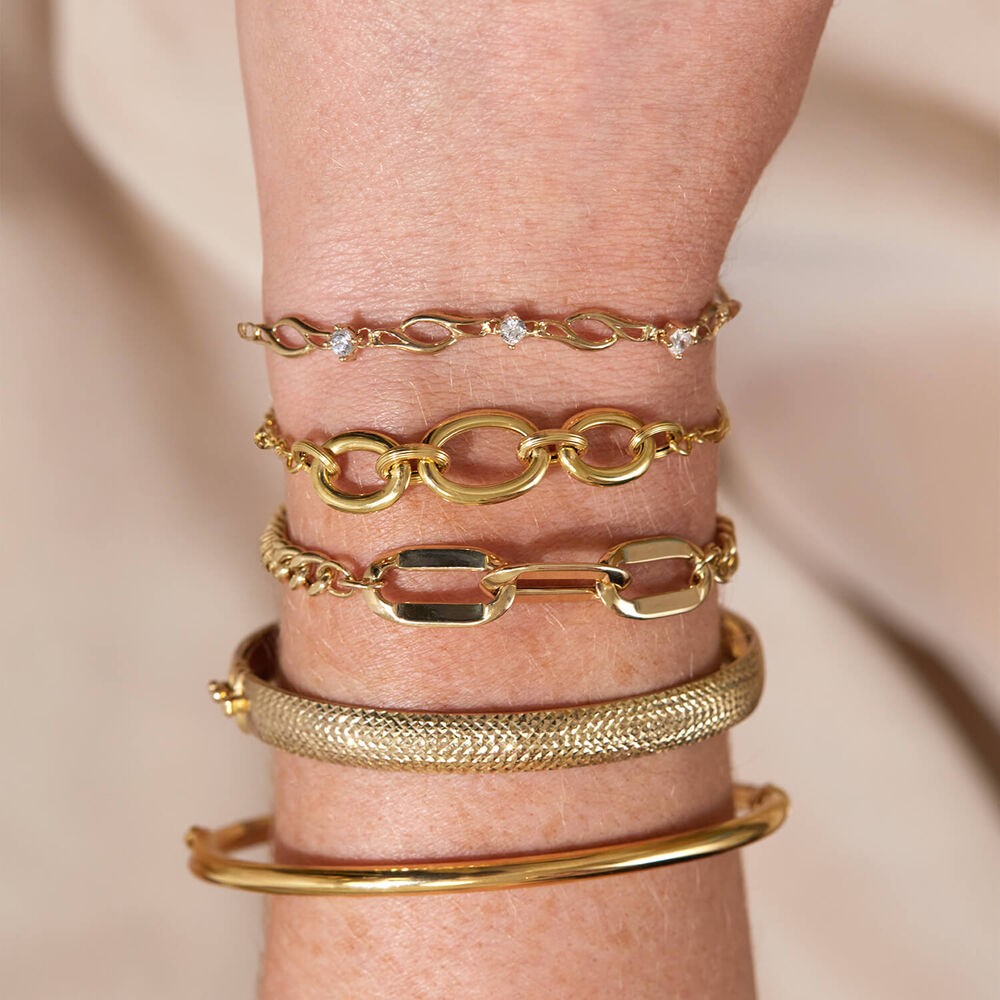 9ct Yellow Gold Oval Centre Links Chain Bracelet image number 6