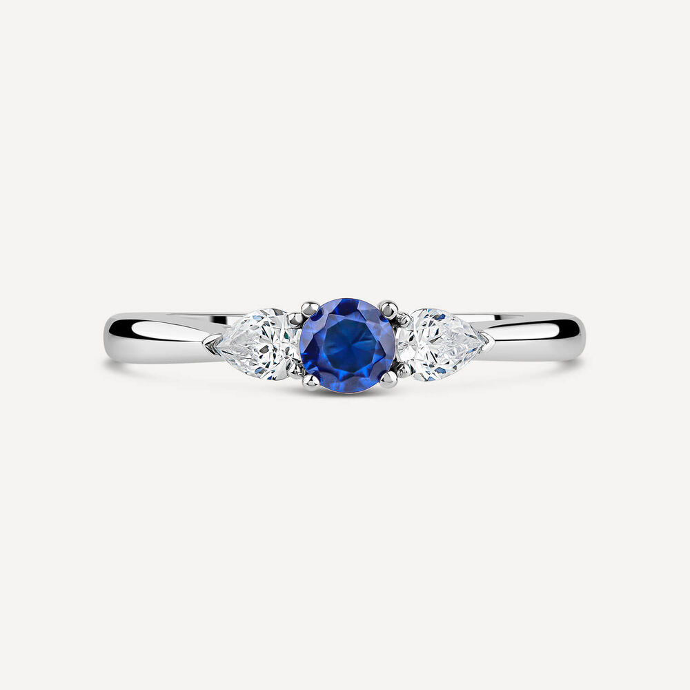 18ct White Gold Sapphire Centre & 0.50ct 3 Diamonds Tulip Setting Ring