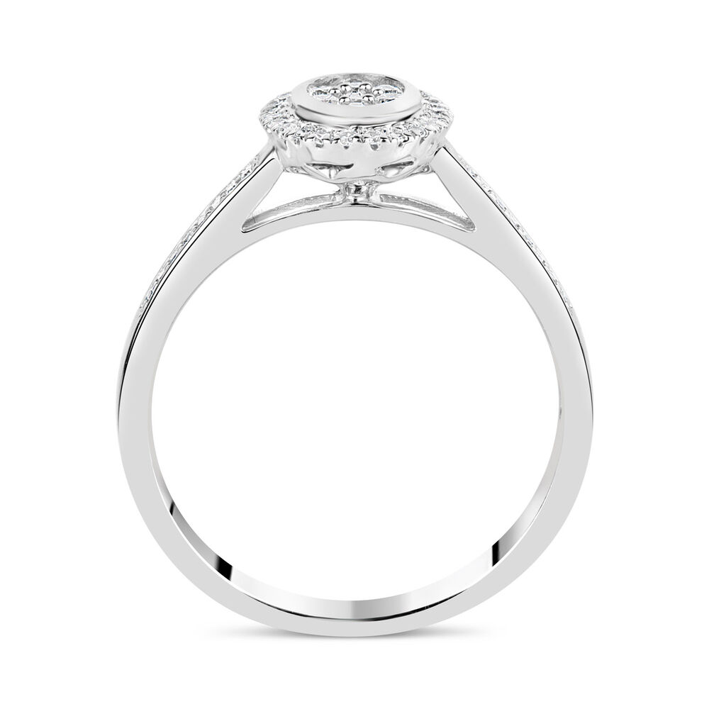 18ct White Gold 0.25ct Diamond Oval Cluster Ring image number 2