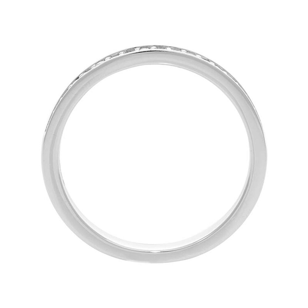 Ladies' Platinum 0.15 Carat Diamond 2.5mm Wedding Ring image number 3