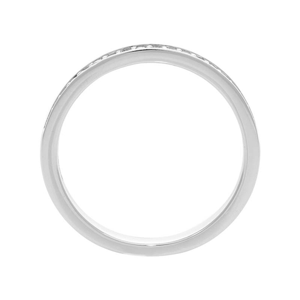 Ladies' Platinum 0.15 Carat Diamond 2.5mm Wedding Ring image number 3