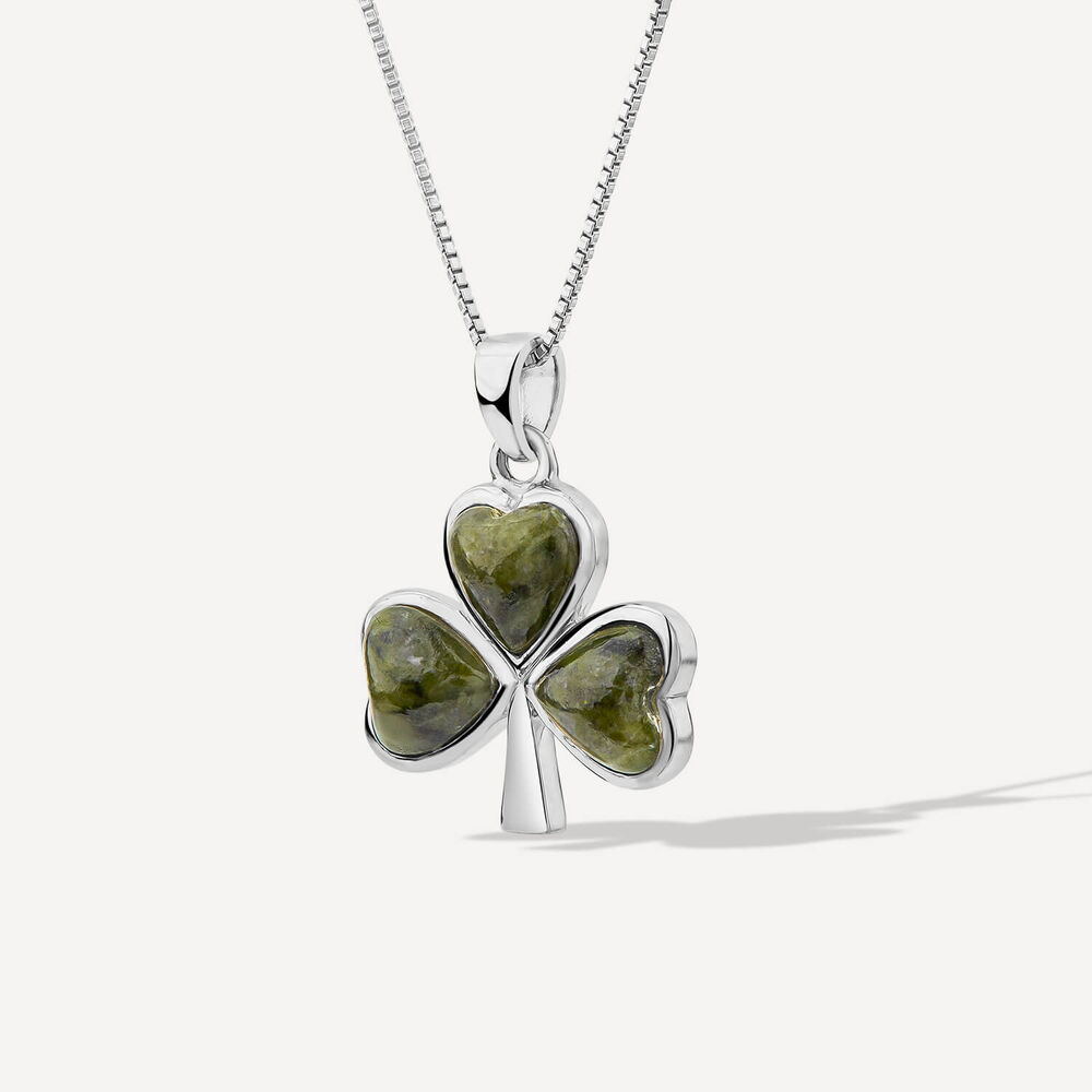 Silver Connemara Marble Shamrock Pendant image number 1